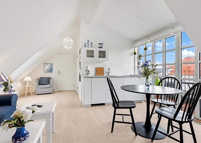 בית נופש Cozy Retreat In - By Traum