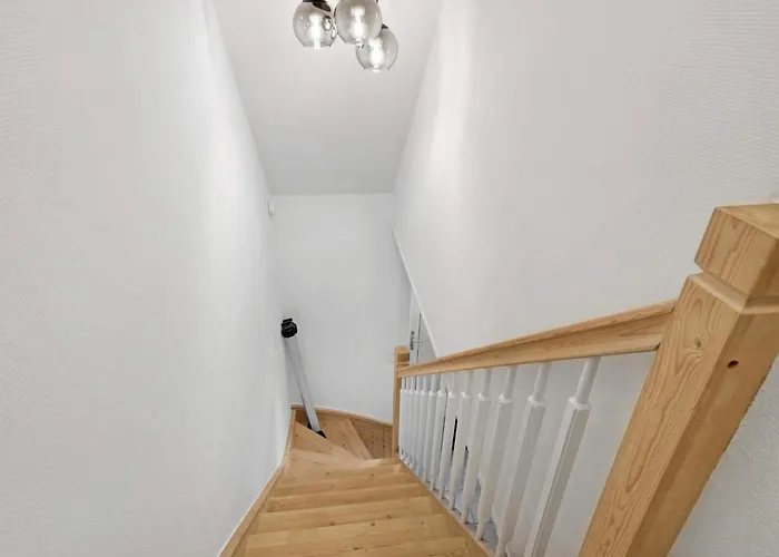 בית נופש Cozy Retreat In - By Traum